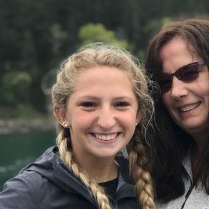 Meet your Posher, Lori